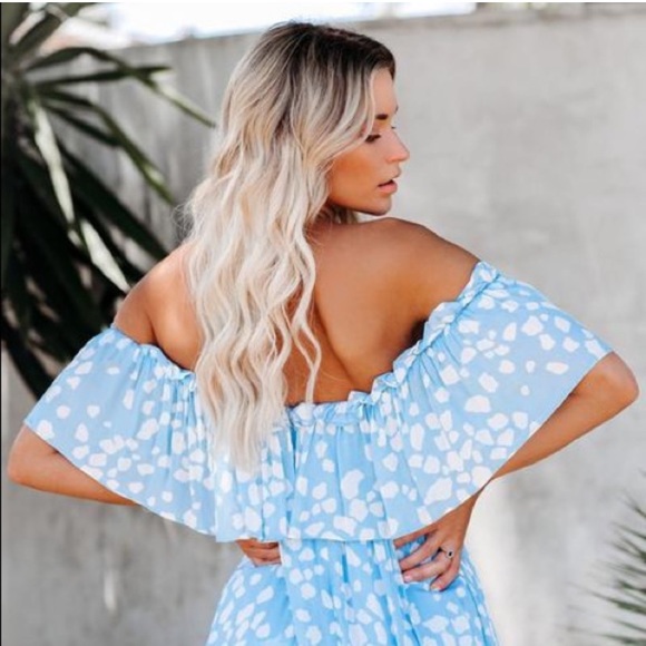 VICI- high low off the shoulder maxi dress - Picture 3 of 6